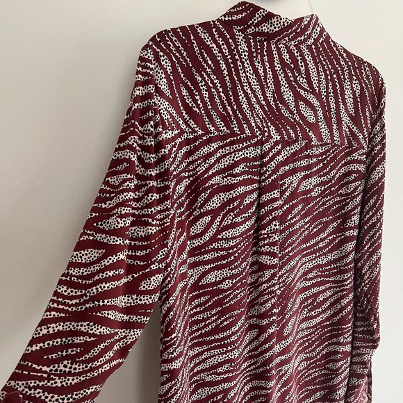 BODEN Silk Shirt, Maroon/White/Black, tiger print, S 4 - Picture 2 of 9